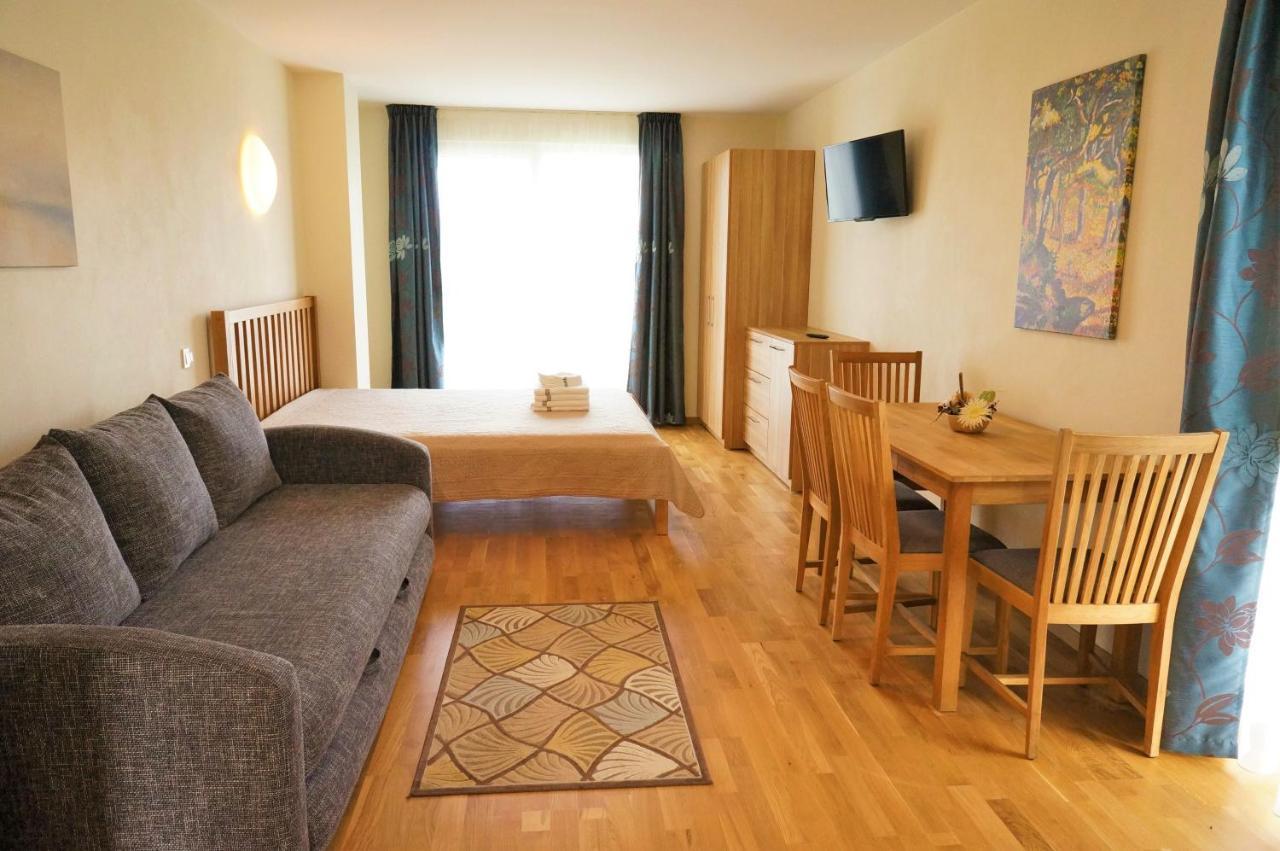 Smelio Vila Apartments Παλάγκα Εξωτερικό φωτογραφία